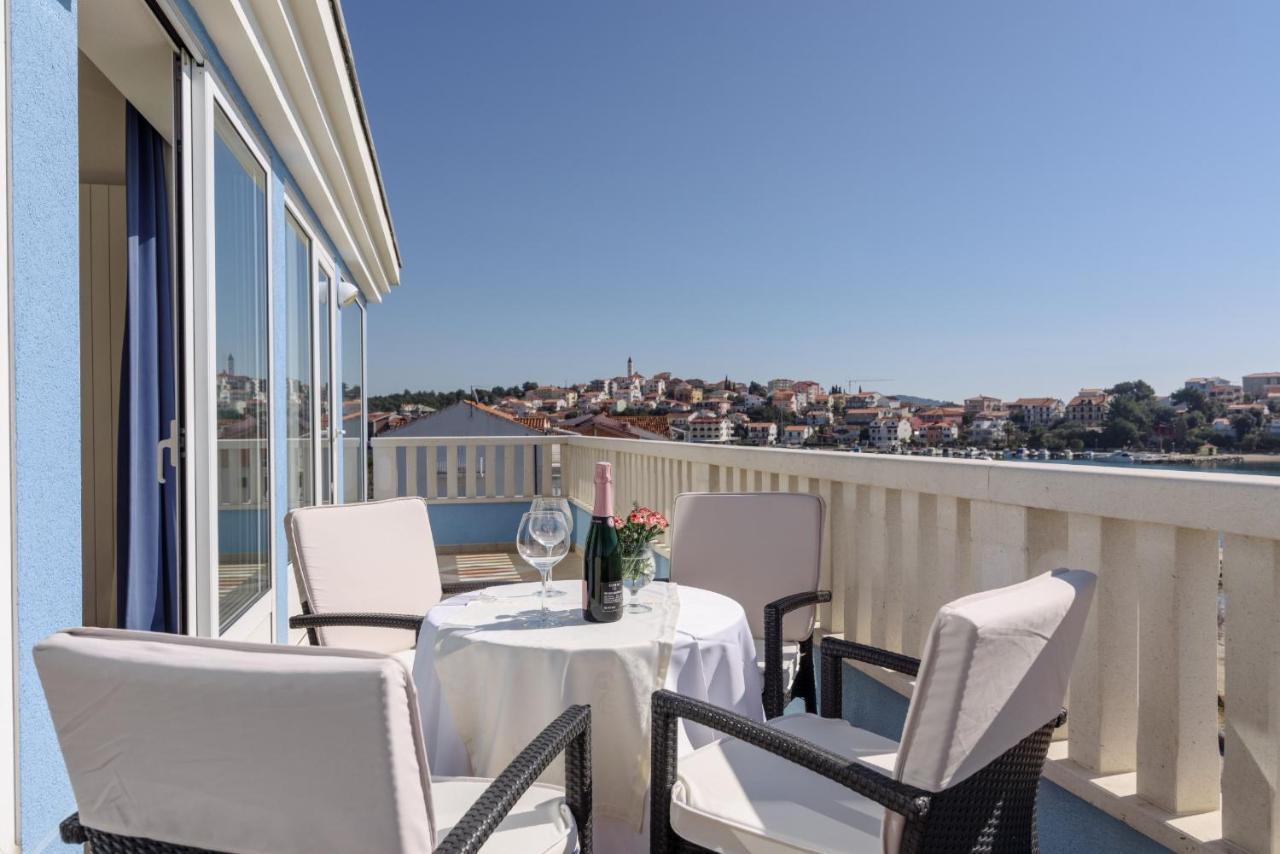 Villa Mediterana Seget Vranjica Eksteriør billede