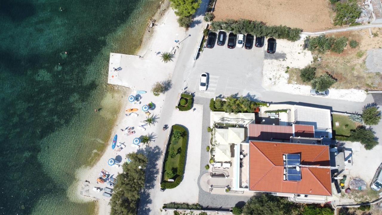 Villa Mediterana Seget Vranjica Eksteriør billede