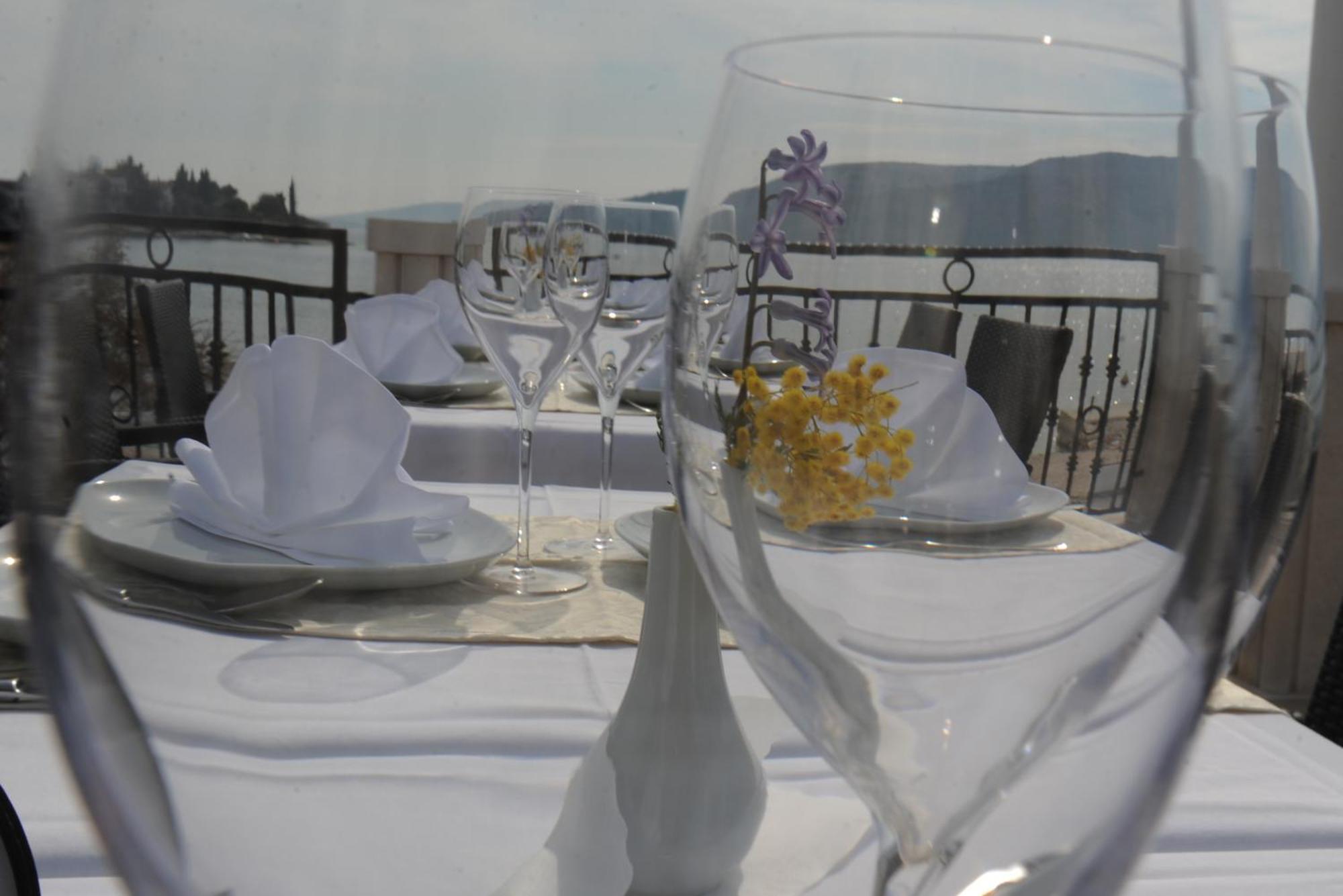 Villa Mediterana Seget Vranjica Eksteriør billede