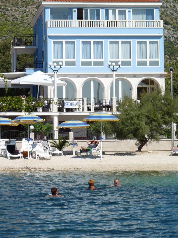 Villa Mediterana Seget Vranjica Eksteriør billede