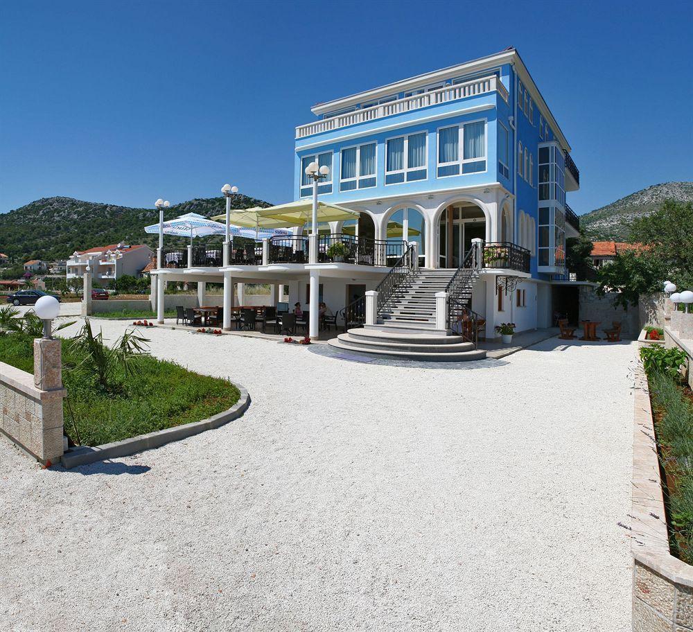 Villa Mediterana Seget Vranjica Eksteriør billede