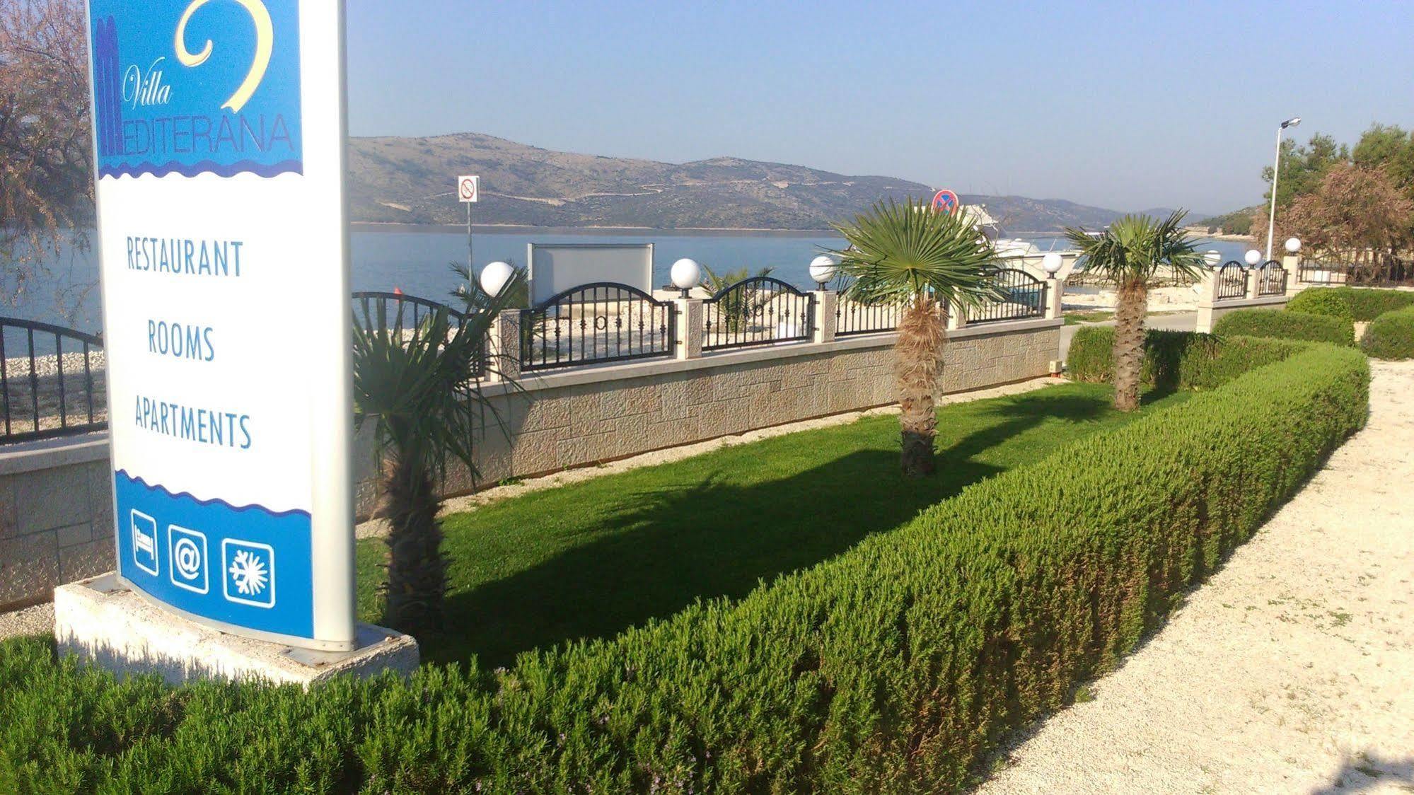 Villa Mediterana Seget Vranjica Eksteriør billede
