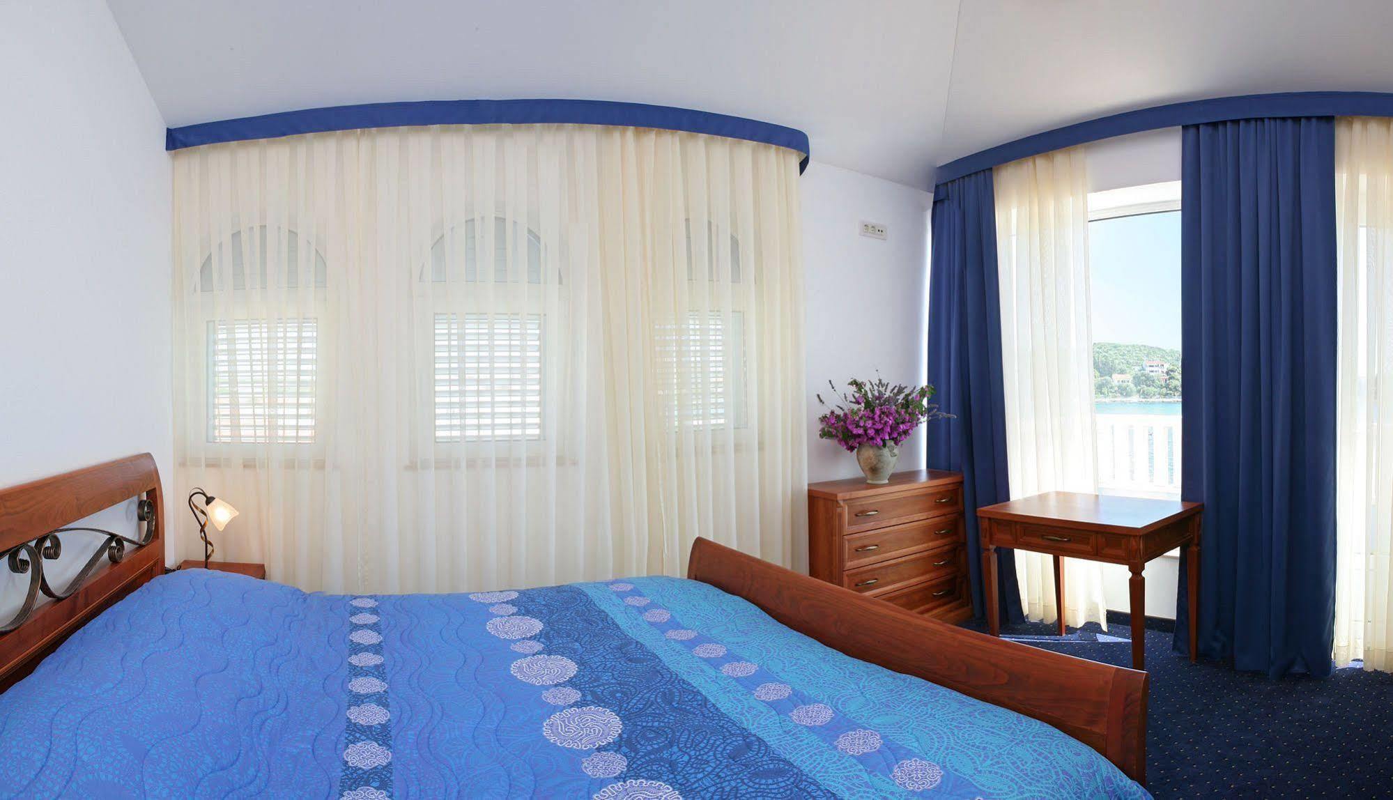 Villa Mediterana Seget Vranjica Eksteriør billede