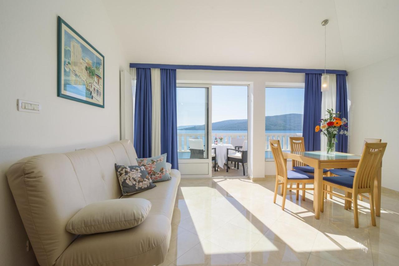 Villa Mediterana Seget Vranjica Eksteriør billede